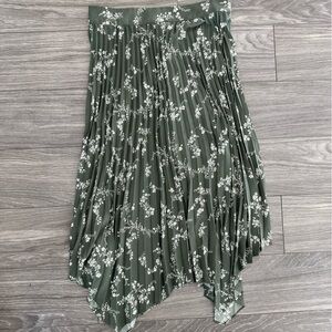 Skies Are Blue Asymmetrical Floral Skirt in Olive